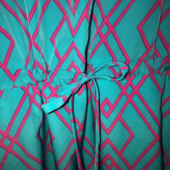 Ellie brand cinch waist 3/4 quarter sleeve dress - Picture 3 of 7